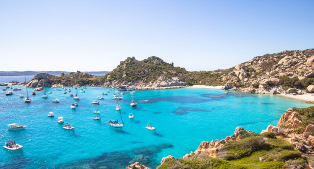 SARDINIA - 7 nopti cazare + bilet avion Bucuresti + taxe aeroport + transfer = 1209 euro/pers