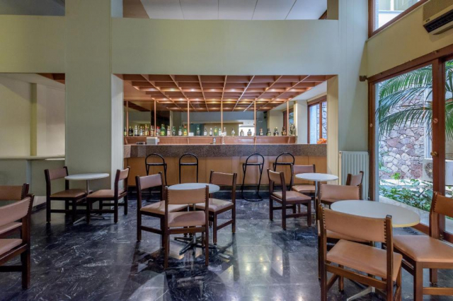 ULTRA LAST MINUTE INSULA CRETA EL GRECO  ZBOR CHARTER DIN OTOPENI CU TAXE INCLUSE
