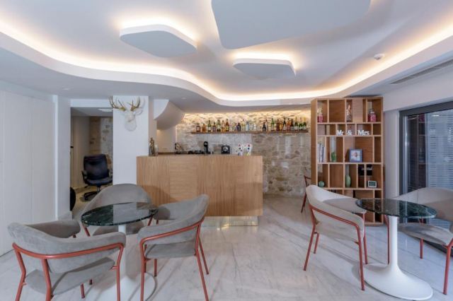 ULTRA LAST MINUTE INSULA CRETA IRAKLION HOTEL 3***ZBOR CHARTER DIN OTOPENI CU TAXE INCLUSE