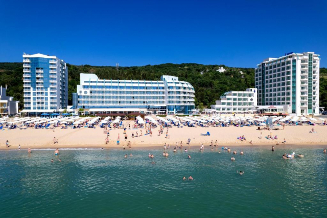 07.08 Last minute Berlin Golden Beach hotel ,  298 € cu all inclusive gold
