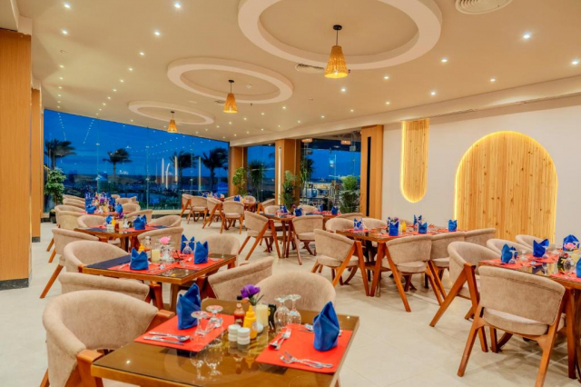 ULTIMELE LOCURI HURGHADA, AVION DIN CLUJ-NAPOCA, LA HOTEL REWAYA INN RESORT 5*, LA TARIFUL DE 599 EURO/PERS, ALL INCLUSIVE!