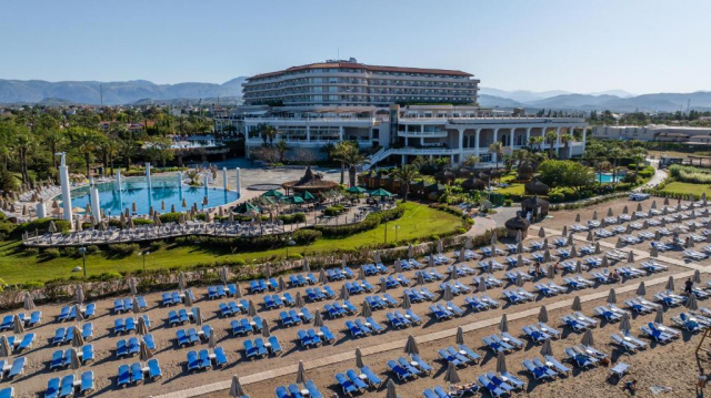 ULTIMELE LOCURI ANTALYA, AVION DIN BUCURESTI, LA HOTEL STARLIGHT RESORT 5*, LA TARIFUL DE 1129 EURO/PERSOANA, UAI!