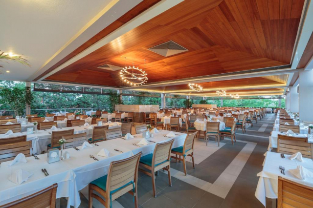 ULTIMELE LOCURI ANTALYA, AVION DIN BUCURESTI, LA HOTEL SUNIS ELITA BEACH 5*, LA TARIFUL DE 934 EURO/PERSOANA, UAI!