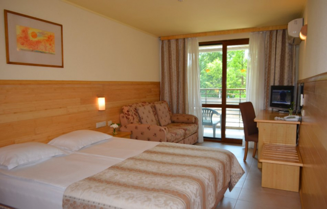 15.08 Last minure Albena , 5 nopti , 147 €