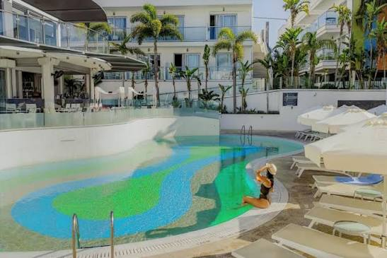 SUPER DEAL CIPRU PLECARE IN 16 AUGUST TASIA MARIS OASIS 4* MIC DEJUN PRET 898 EURO