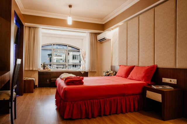 ANTALYA, AVION DIN  BUCURESTI, LA HOTEL TAC PREMIER 4*, LA TARIFUL DE 618 EURO/PERSOANA, AI!
