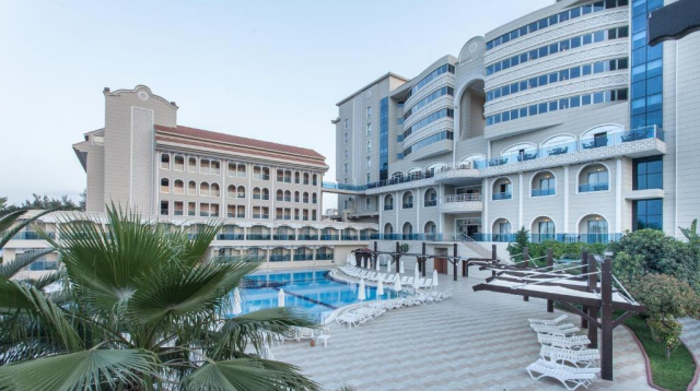 ANTALYA, AVION DIN  BUCURESTI, LA HOTEL SULTAN OF SIDE 5*, LA TARIFUL DE 740 EURO/PERSOANA, AI!