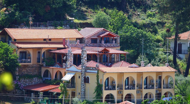 THASSOS, LA HOTEL CASTLE PONTOS 2*, LA TARIFUL DE 247 EURO/PERSOANA, LOC IN CAMERA DUBLA!