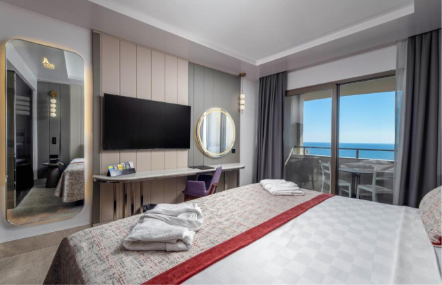 15.08 Last minute Antalya cu zbor direct din Bucuresti , 220 € , 4**** cu all inclusive , taxe incluse