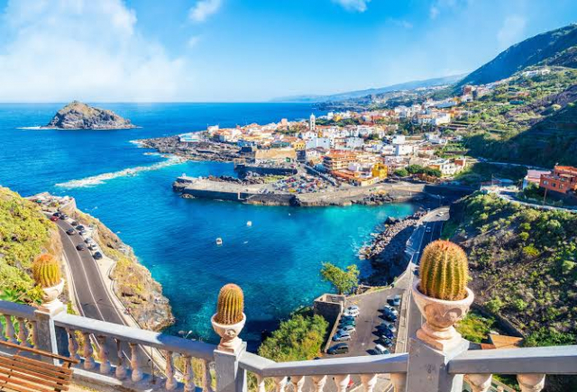  Sejur la plaja in Tenerife la doar 896 euro,avion din Bucuresti!!!Atlantic El Tope 4*