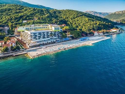  MUNTENEGRU DEAL PLECARE IN 1 SEPTEMBRIE CARINE HOTEL  PARK  4* ALL INCLUSIVE PRET 858 EURO