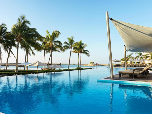 OMAN, AVION DIN BUCURESTI, LA HOTEL FANAR RESIDENCES 5*, LA TARIFUL DE 1385 EURO/PERS, ALL INCLUSIVE!
