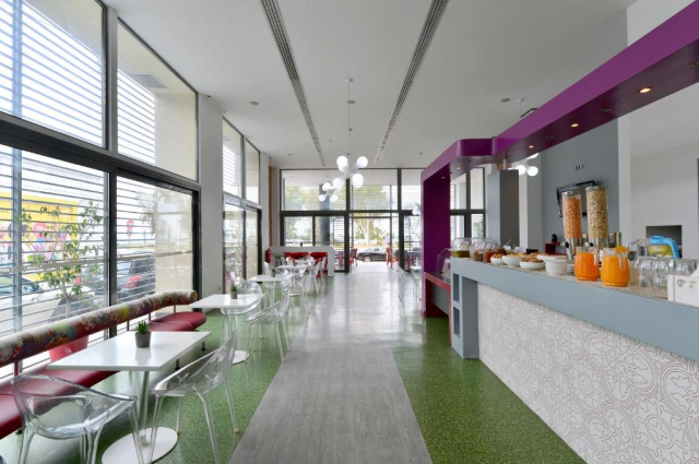  PELOPONEZ, AVION DIN BUCURESTI, LA HOTEL AIROTEL PATRAS SMART 3*, LA TARIFUL DE TARIFUL DE 337 EURO/PERS, MIC DEJUN!