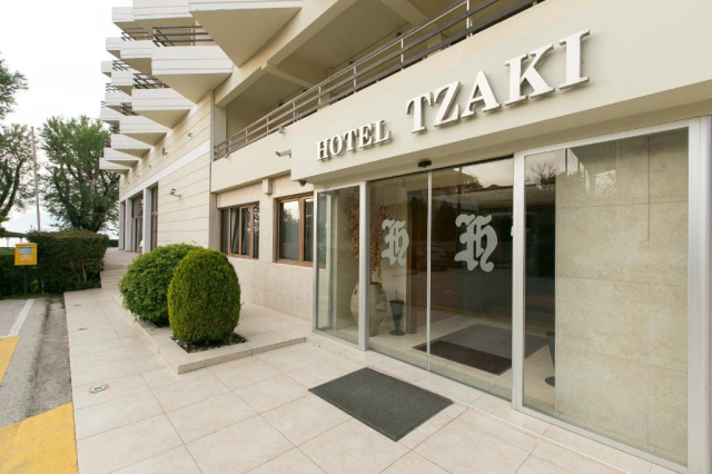 PELOPONEZ, AVION DIN BUCURESTI, LA HOTEL TZAKI 3*, LA TARIFUL DE 389 EURO/PERS, MIC DEJUN!