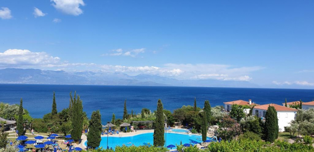 PELOPONEZ, AVION DIN BUCURESTI, LA HOTEL SUNRISE VILLAGE BEACH  3*, LA TARIFUL DE 660 EURO/PERS, ALL INCLUSIVE!