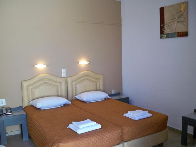 ULTIMELE LOCURI CRETA HERAKLION, AVION DIN CRAIOVA, LA HOTEL PALLADION 3*, LA TARIFUL DE 633 EURO/PERSOANA, ALL INCLUSIVE!