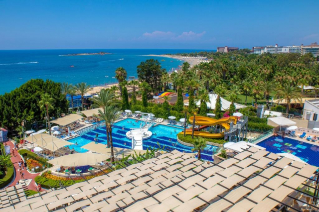 ULTIMELE LOCURI ALANYA, AVION DIN BUCURESTI, LA HOTEL SEALIFE BUKET RESORT 5*, LA TARIFUL DE 779 EURO/PERS, UAI!