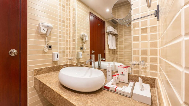 ULTIMELE LOCURI HURGHADA, AVION DIN SIBIU, LA HOTEL ELYSEES DREAM BEACH 4*, LA TARIFUL DE 546 EURO/PERSOANA, AI!