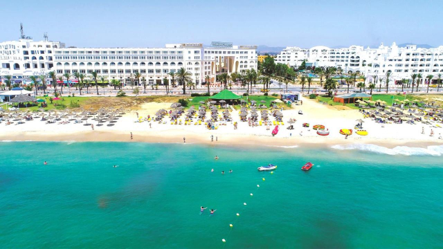 ULTIMELE LOCURI TUNISA, AVION DIN BUCURESTI, LA HOTEL MEDINA SOLARIA THALASO 5*, LA TARIFUL DE 695 EURO/PERS, AI!