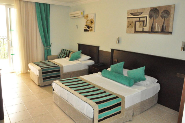 ULTIMELE LOCURI ANTALYA, AVION DIN CLUJ-NAPOCA, LA HOTEL KLEOPATRA ROYAL PALM 4*, LA TARIFUL DE 499 EURO/PERSOANA, AI!