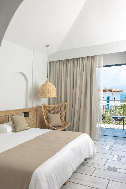 ULTIMELE LOCURI PELOPONEZ, AVION DIN BUCURESTI, LA HOTEL SUNRISE VILLAGE BEACH 4*, LA TARIFUL DE 799 EURO/PERSOANA, AI!