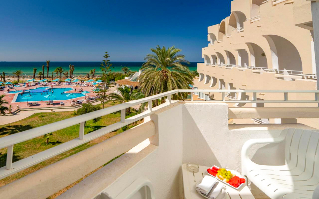 Sejur in Tunisia: 515 euro cazare 7 nopti cu All inclusive+ transport avion+ toate taxele