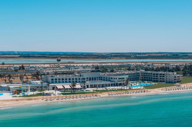 Sejur in Tunisia: 950 euro cazare 7 nopti cu All inclusive+ transport avion+ toate taxele