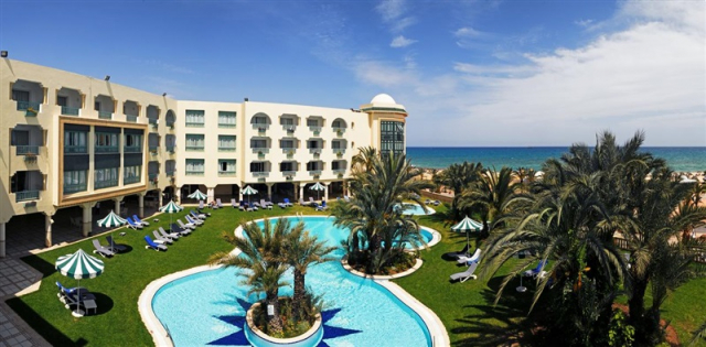 Sejur in Tunisia: 600 euro cazare 7 nopti cu All inclusive+ transport avion+ toate taxele