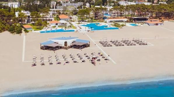 DEAL MUNTENEGRU HOTEL AZUL BEACH 4* UAI PLECARE IN 01.09.2026 PRET 891 EURO