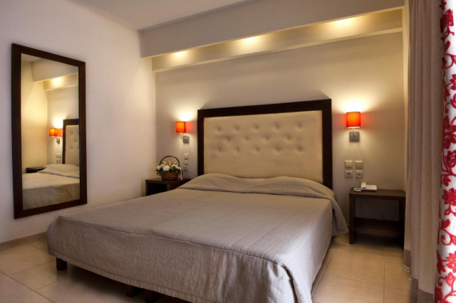Sejur in Creta: 615 euro cazare 7 nopti cu All inclusive+ transport avion+ toate taxele