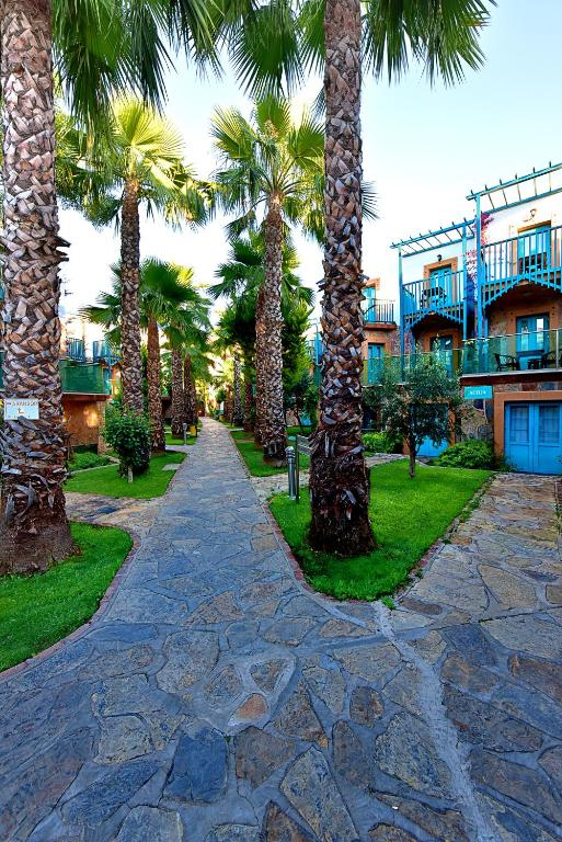 ULTIMELE LOCURI BODRUM, AVION DIN BUCURESTI, LA HOTEL JASMIN BEACH 3*, LA TARIFUL DE 789 EURO/PERSOANA, AI!