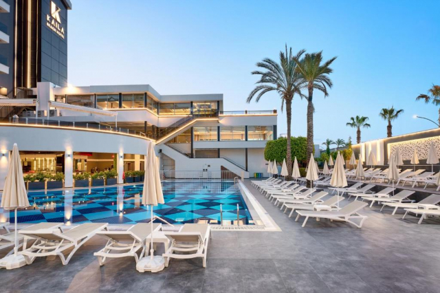 Sejur in Antalya: 750 euro cazare 7 nopti cu All inclusive+ transport avion+ toate taxele