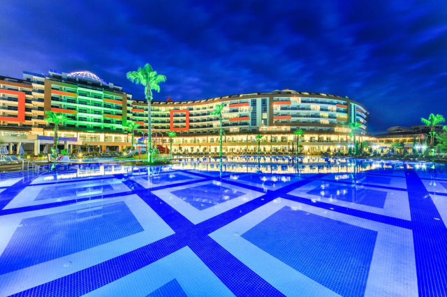 Sejur in Antalya: 990 euro cazare 7 nopti cu Ultra All inclusive+ transport avion+ toate taxele