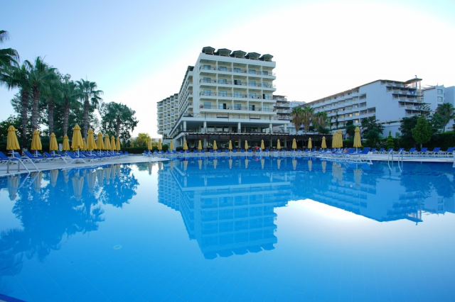 Sejur in Antalya: 460 euro cazare 7 nopti cu Ultra All inclusive+ transport avion+ toate taxele