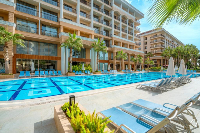 Sejur in Antalya: 615 euro cazare 7 nopti cu All inclusive+ transport avion+ toate taxele