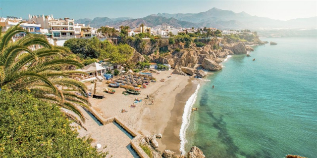 Petrece 4 nopti pe Costa de Sol de la 450 euro/pers, zbor din Bucuresti 