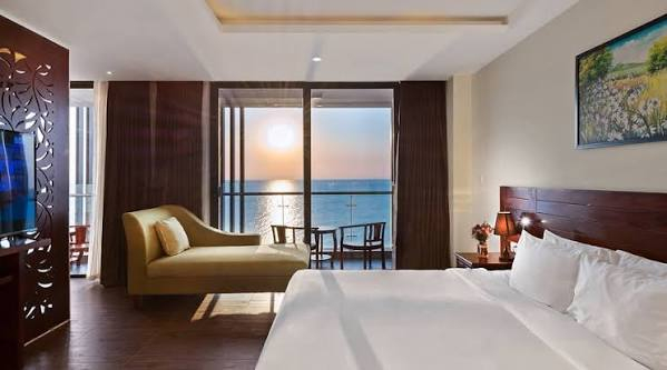 DEAL VIETNAM AMARIN RESORT &amp; SPA PHU QUOK 4* PLECARE IN 20 NOIEMBRIE   MIC DEJUN CHARTER 7 NOPTI PRET 1753 EURO