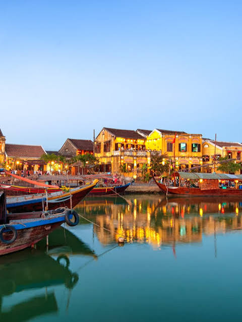 TRILOGIA INDOCHINEI, VIETNAM, LAOS, CAMBODGIA&amp;PLAJA IN PHU QUOC, AVION BUCURESTI, HOTEL DE 5*, 3599 EURO/PERS, MIC DEJUN!