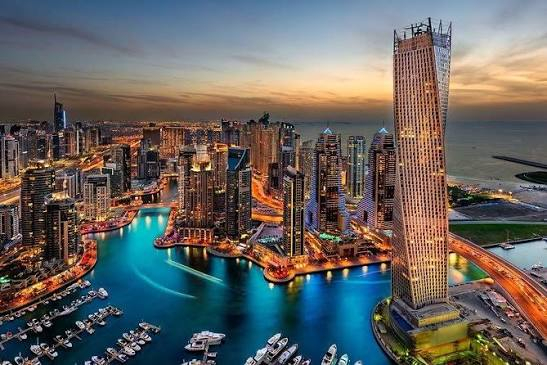DUBAI, SENIOR VOYAGE, AVION DIN BUCURESTI, LA HOTEL DE 4*, LA TARIFUL DE 995 EURO/PERSOANA, DEMIPENSIUNE!