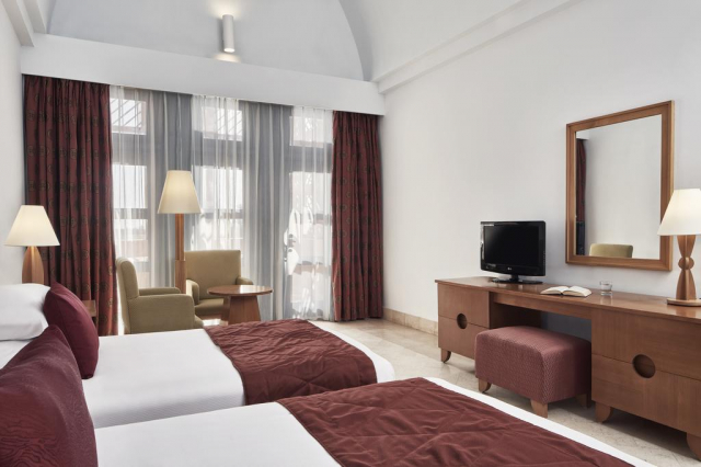 Sejur in Hurghada: 800 euro cazare 7 nopti cu All inclusive+ transport avion+ toate taxele 