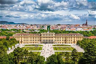 CITY BREAK IN VIENNA DE 1 DECEMBRIE  (MO)
