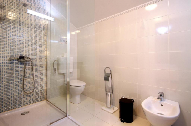 22.09 Last minute pachet 7 nopti Muntenegru cu zbor direct din Bucuresti , 218 € , taxe incluse