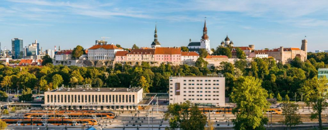 11.12 Piete de Craciun cu farmec Nordic - Tallinn si Riga , avion , 7 nopti, pret/ persoana =844Eur