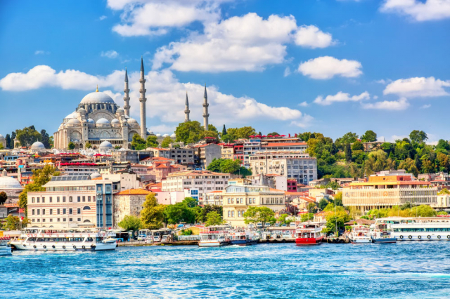 4 nopti la Istanbul de la 315 euro/pers, zbor din Budapesta 