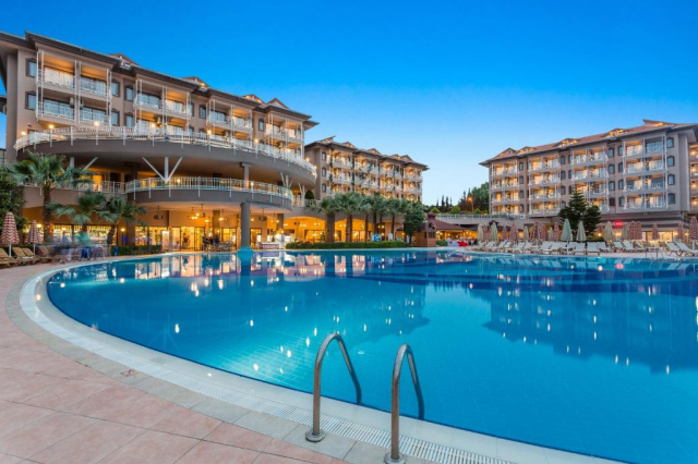 Sejur in Antalya: 800 euro cazare 7 nopti cu Ultra All inclusive+ transport avion+ toate taxele