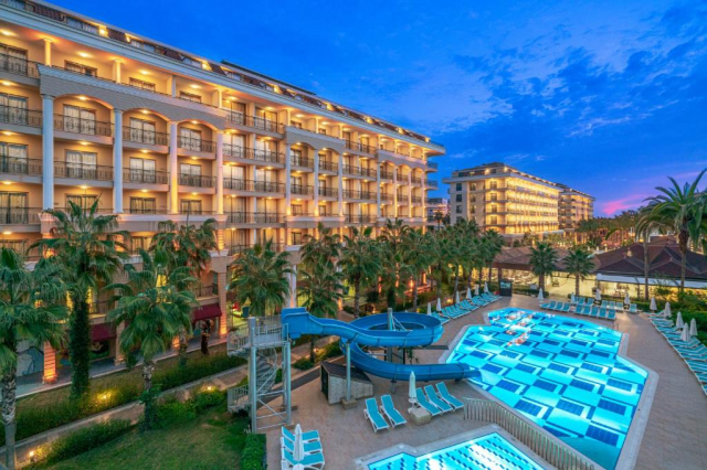 Sejur in Antalya: 650 euro cazare 7 nopti cu All inclusive+ transport avion+ toate taxele