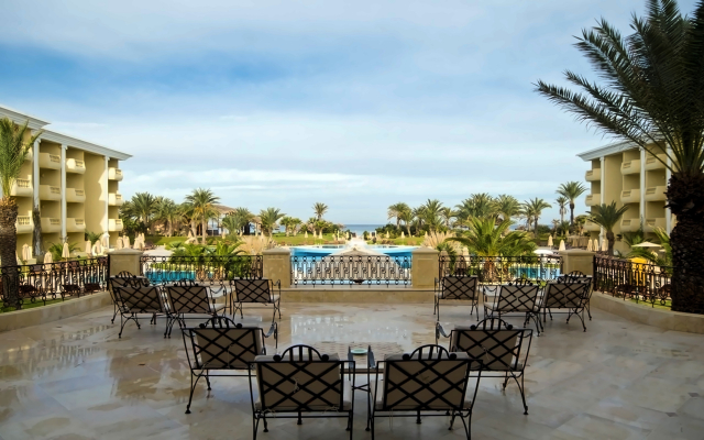 TUNISIA 580 EURO/PERS PLECARE 17.10 DIN BUCURESTI , AVION INCLUS -  Royal Thalassa Monastir