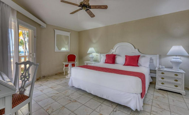 ULTRA LAST MINUTE DOMINICANA 4**** ALL INCLUSIVE PLAYA BACHATA  ZBOR DIRECT DIN OTOPENI CU TAXE INCLUSE