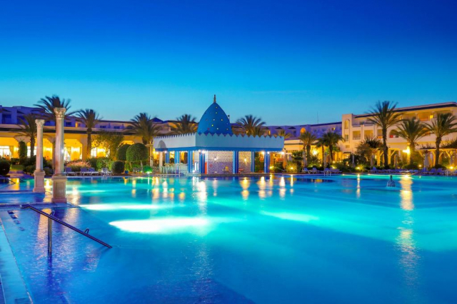 Sejur in Tunisia: 565 euro cazare 7 nopti cu All inclusive+ transport avion+ toate taxele