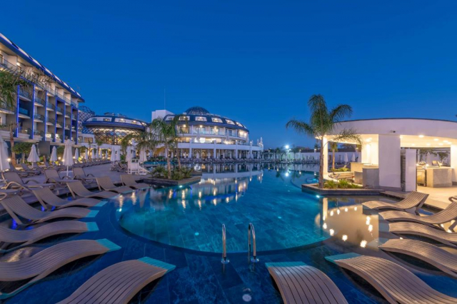 Sejur in Antalya: 675 euro cazare 7 nopti cu Ultra All inclusive+ transport avion+ toate taxele